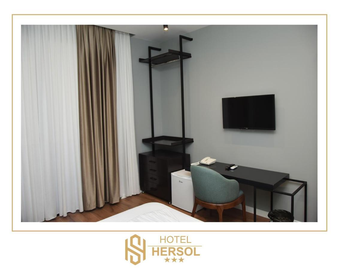 Hotel Hersol Durres Bagian luar foto