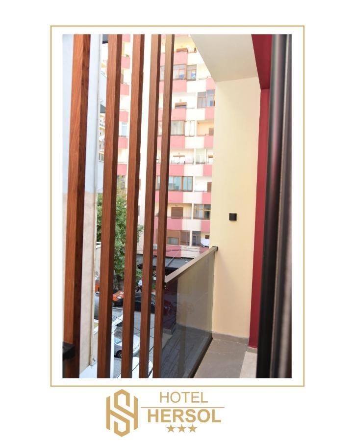Hotel Hersol Durres Bagian luar foto