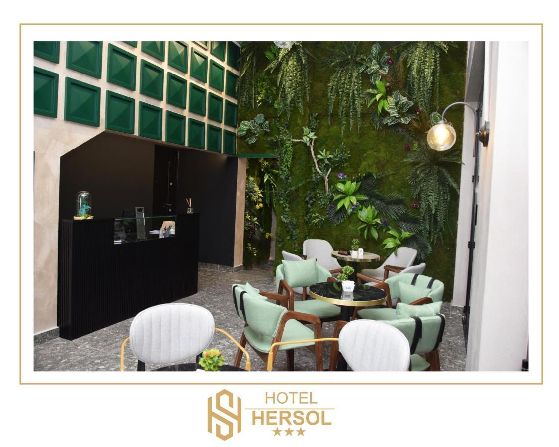 Hotel Hersol Durres Bagian luar foto