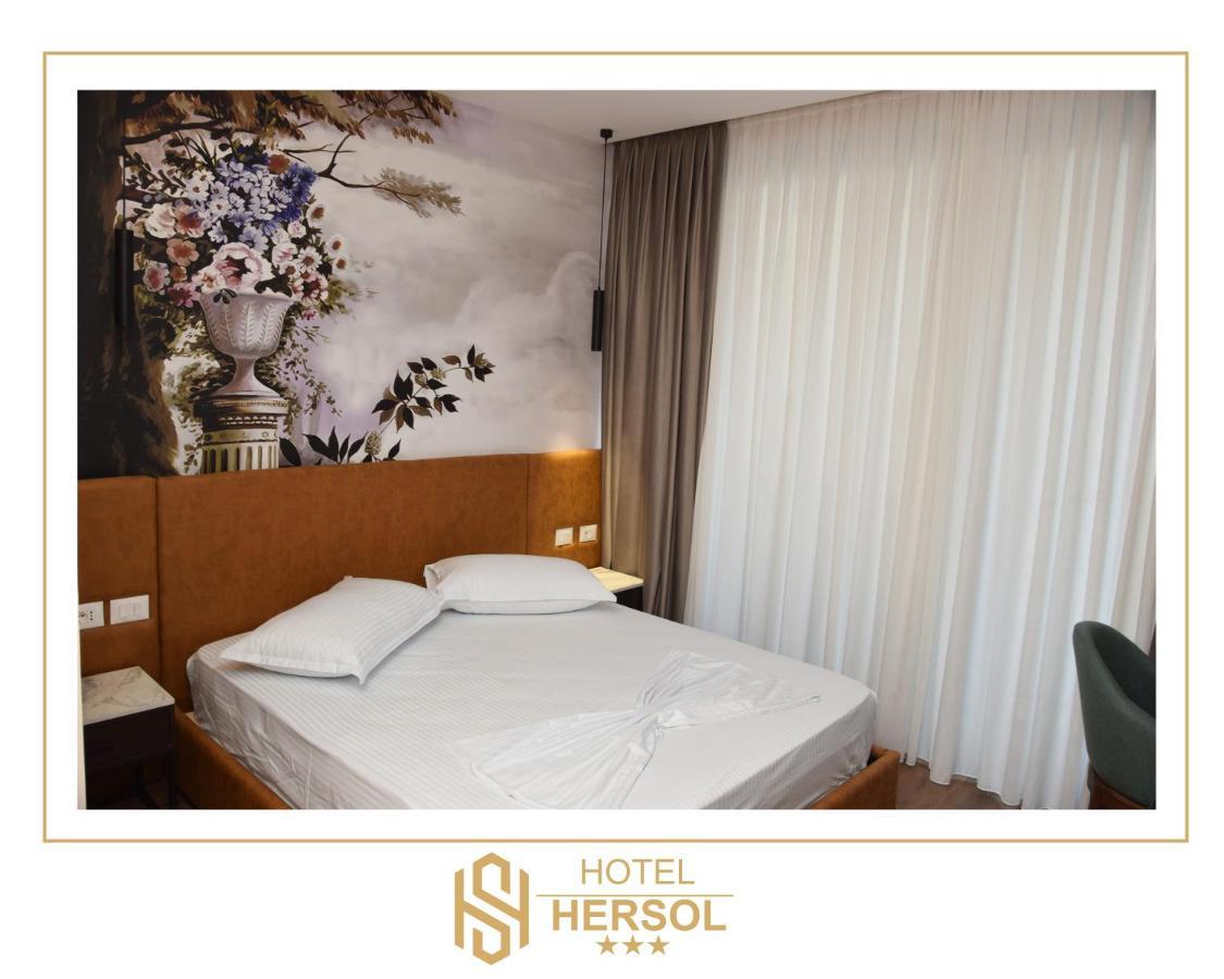 Hotel Hersol Durres Bagian luar foto