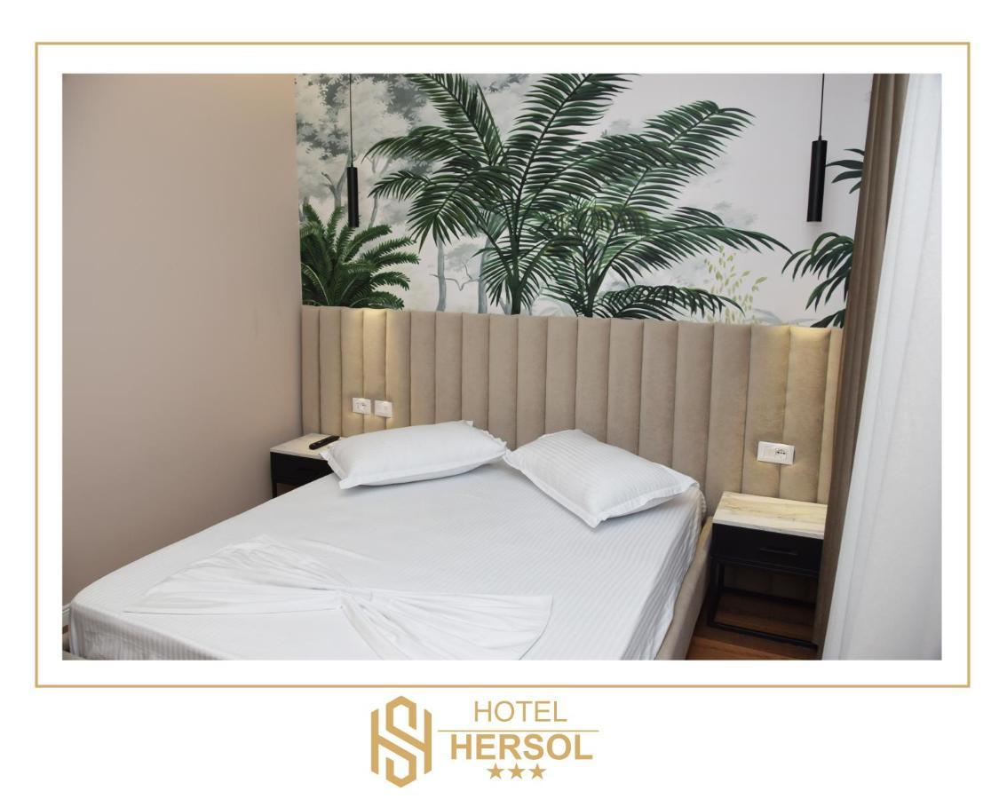 Hotel Hersol Durres Bagian luar foto